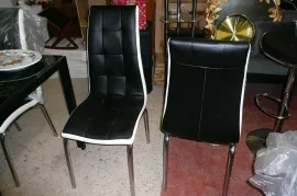 Meubles 6 chaises neuves