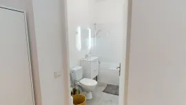 Location Bel appartement 2 pièces à Lille à proximité du port