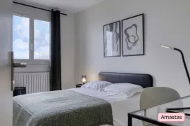 Location Beau T2 rénové et meublé à Drancy
