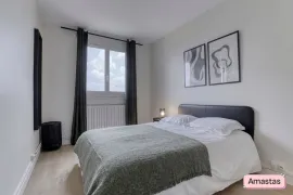 Location Beau T2 rénové et meublé à Drancy