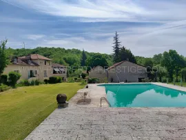 Vente PERIGORD VERT PROPRIETE XIXème 88 HA ETANGS RIVIERE