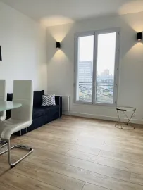 Location Appartement 2 pièces meublé à Saint Denis