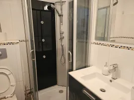 Location Studio entièrement meublé et rénové avec goût à Lyon 3