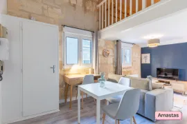Location T1 meublé Quai des Chartrons disposant d'une grande mezzanine - 1331020