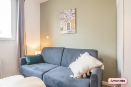 Location Charmant studio rénové et meublé en plein cœur d'un quartier résidentiel de Sainte Marie proche grandes écoles et commerces de proximité