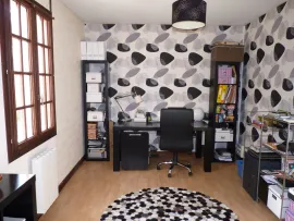Location Maison 4 chambres  avec jardin