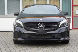 Voiture Mercedes-Benz a 200