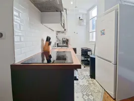 Location Joli T3 meublé Paris 18eme Amastas