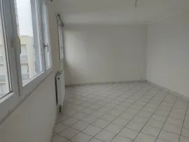 Location Appartement 3 pièces 65m2 Créteil
