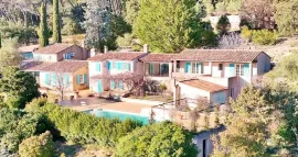 Vente Mas avec vue panoramique à Lorgues