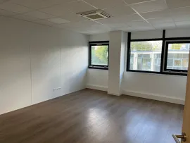 Location Location Bureaux Nantes 44300
