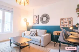 Location Charmant 2 pièces meublé et refait à neuf proches commerces et grandes ecoles