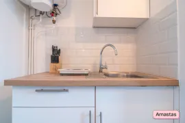 Location Charmant 2 pièces meublé et refait à neuf proches commerces et grandes ecoles