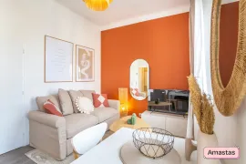 Location Studio entièrement meublé et rénové 19 m2, proche de Vauban