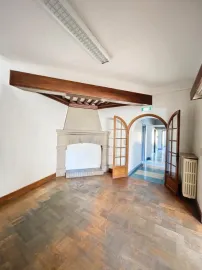 Vente AVIGNON - extra muros face rempart -Idéal investisseurs - Maison ou bureaux avec parking