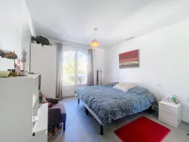 Vente Uniquement chez nous ! Avignon Ceinture Verte - Maison F6 de plain-pied avec piscine sur parcelle de 1190m²