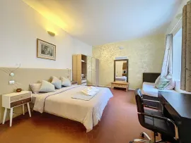 Vente MAISON 260 m2 INTRA-MUROS grande terrasse