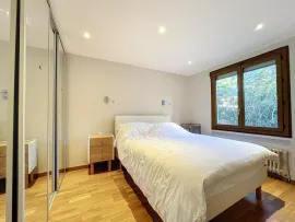 Vente VILLENEUVE LES AVIGNON - Maison160 m², 4 chambres, à pied des commerces