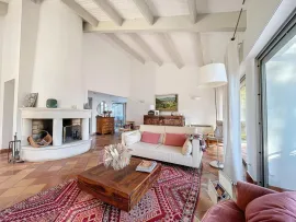 Vente ROCHEFORT DU GARD - VILLA T6 242 M² SUR 5000 M² DE PARCELLE - PISCINE POOL HOUSE