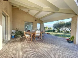 Vente ROCHEFORT DU GARD - VILLA T6 242 M² SUR 5000 M² DE PARCELLE - PISCINE POOL HOUSE
