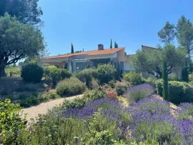 Vente ROCHEFORT DU GARD - VILLA T6 242 M² SUR 5000 M² DE PARCELLE - PISCINE POOL HOUSE