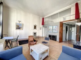 Vente Avignon Intra-muros. Appartement 4 pièces mezzanine 130m² - Idéalement situé