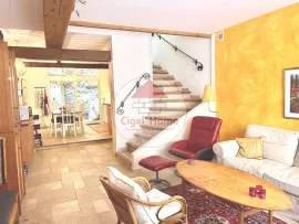 Vente Superbe Maison avec Terrasse et Cour