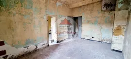 Vente Maison à rénover avec garage et extérieur