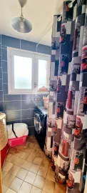 Vente Charmante Maison de 142 m² avec Terrain Piscinable de Plus de 8