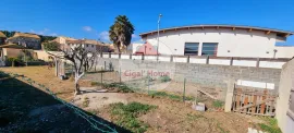 Vente Charmante Maison de 142 m² avec Terrain Piscinable de Plus de 8