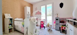 Vente Magnifique Maison Moderne de Plain-Pied avec Piscine