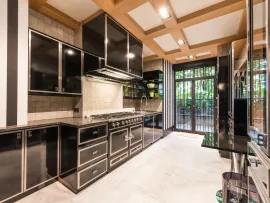 Vente Appartement 4 pièces 200 mètres carrez