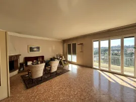 Vente CO-EXCLUSIVITÉ ANTIBES CENTRE PORT VAUBAN  APPARTEMENT 5 PIÈ