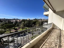 Vente CO-EXCLUSIVITÉ ANTIBES CENTRE PORT VAUBAN  APPARTEMENT 5 PIÈ