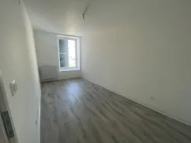 Location Appartement F4 lumineux de 70mètres carrés