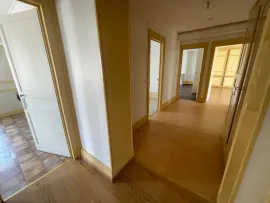 Location Appartement F4 lumineux de 120m²