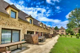 Vente PERIGORD MARIAGES TOURISME RECEPTIONS PRL 23 HA
