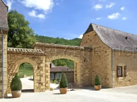 Vente PERIGORD MARIAGES TOURISME RECEPTIONS PRL 23 HA