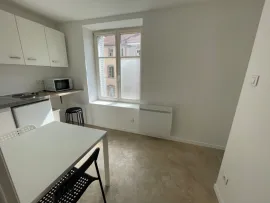 Location Studio T1 de 26m2 au centre de Mirecourt