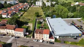 Vente Magnifique maison avec grand terrain de 11000m²