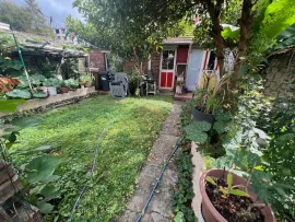 Vente MAISON 3 CHAMBRES ET BUREAU. GARE A PIED