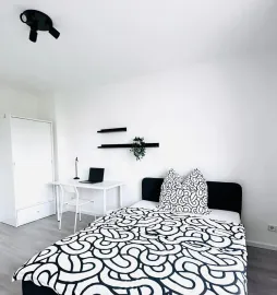 Colocation Warschauer Straße, Berlin