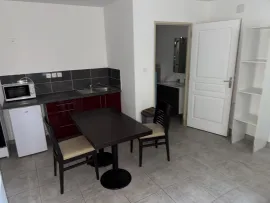 Location Studio de 25m², idéalement situé au centre-ville
