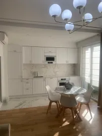 Vente Fleurs / cafarelli :  Superbe  2 Pièces 48 m²
