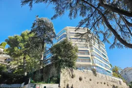 EXCLUSIVITE AGENCE DE LA SOURCE ! Bas Croix des Gardes, à 2 pa Cannes