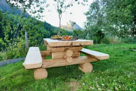 Vente ARDECHE PROPRIETE 6 HA SOURCES RIVIERE