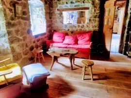 Vente ARDECHE PROPRIETE 6 HA SOURCES RIVIERE