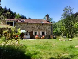 Vente ARDECHE PROPRIETE 6 HA SOURCES RIVIERE