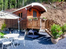 Vente ARDECHE PROPRIETE 6 HA SOURCES RIVIERE
