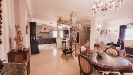 Vente GRANDE PROPRIÉTÉ À INVESTIR À DJERBA MIDOUN